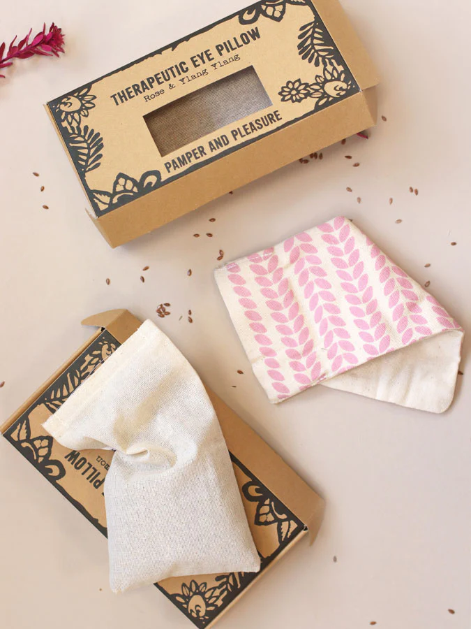 Eye Pillow - Pamper & Pleasure - Image 3