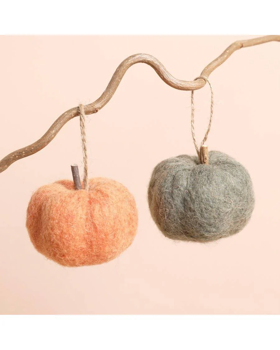 Felt Pumpkin Hanging Decoration: Orange
