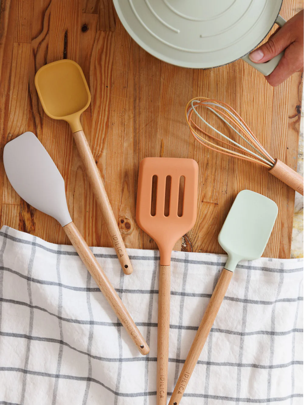 Pastel Kitchen Utensils - Image 3