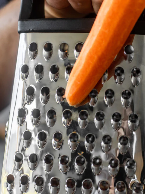 Grater With Container - Image 3